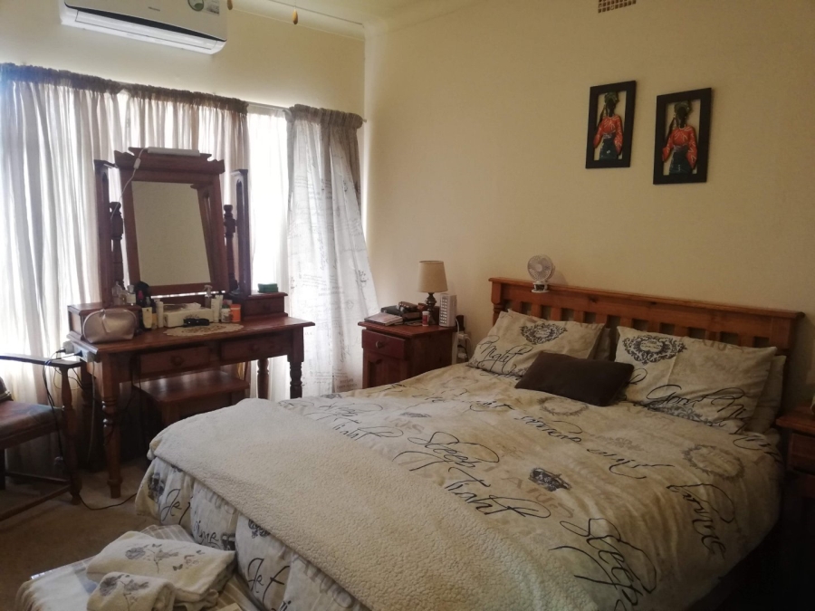 To Let 3 Bedroom Property for Rent in Flamwood North West